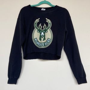 MILWAUKEE BUCKS | Jack daniels | Cropped Crewneck | small